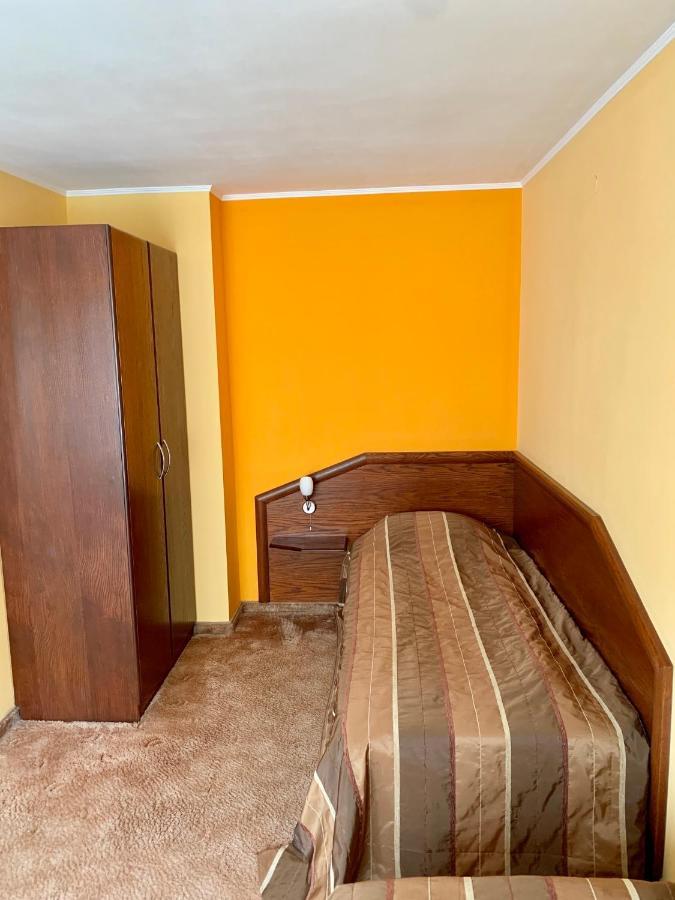 Hotel Elena ヴェリコ・タルノヴォ エクステリア 写真
