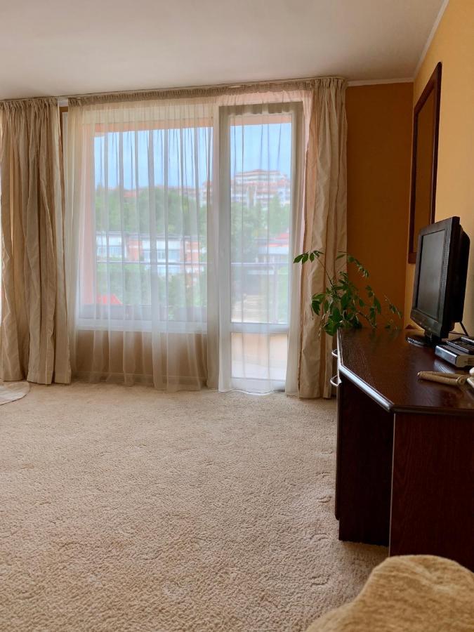 Hotel Elena ヴェリコ・タルノヴォ エクステリア 写真